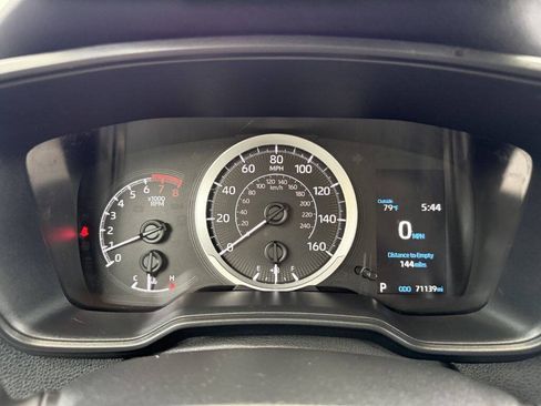 Used 2020 Toyota Corolla LE FWD image 14