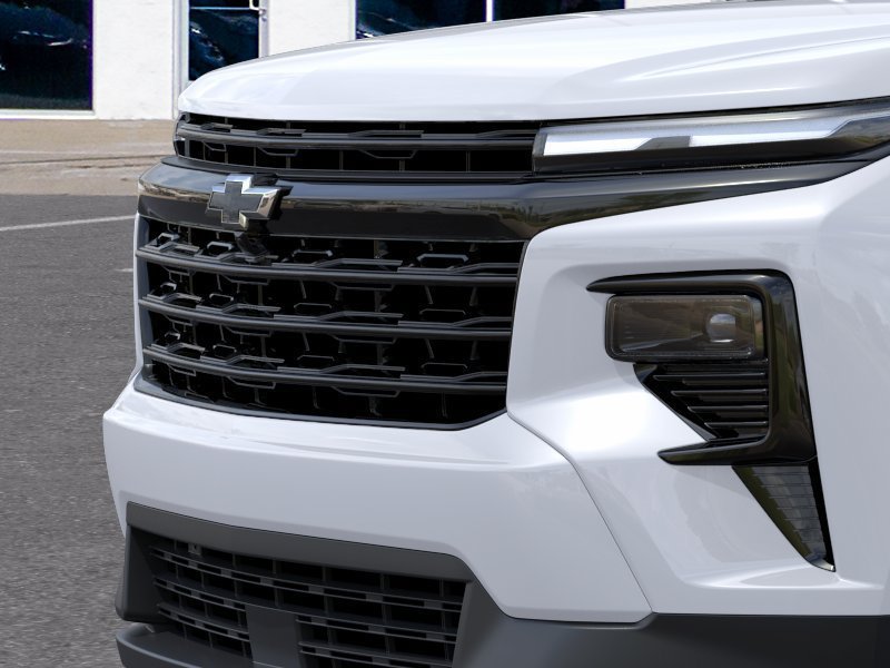 New 2027 Chevrolet Traverse LT w/ Midnight/Sport Edition FWD image 16