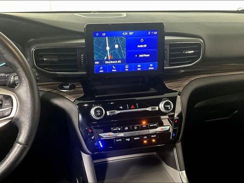 Used 2023 Ford Explorer Limited image 6