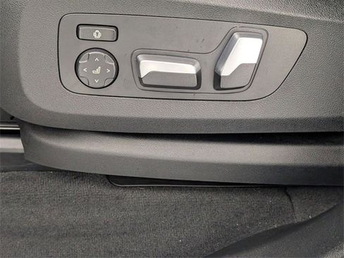 Used 2021 BMW X5 xDrive40i w/ M Sport Package image 15