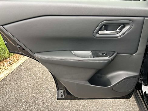 New 2026 Nissan Rogue SV AWD/4WD image 21