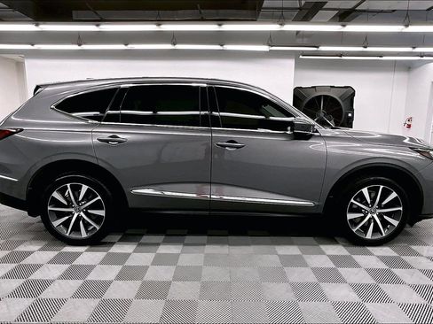Used 2025 Acura MDX FWD w/ Technology Package image 15