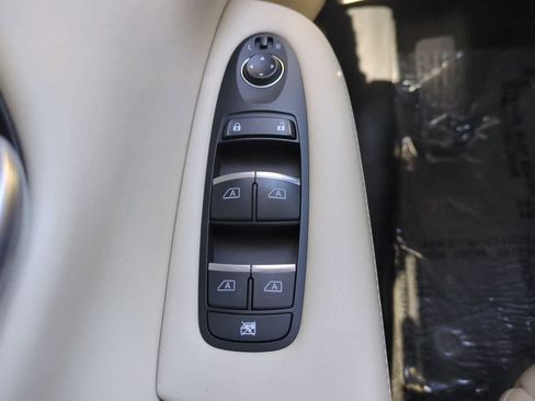 Used 2021 INFINITI QX50 Luxe FWD image 23