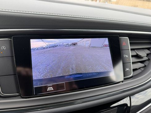 Used 2022 Buick Enclave Essence w/ Experience Buick Package image 12