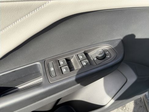 New 2026 Volkswagen Taos SEL AWD/4WD image 10