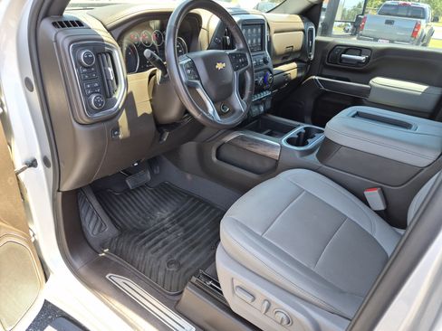 Used 2022 Chevrolet Silverado 3500 LTZ w/ LTZ Texas Edition AWD/4WD image 11