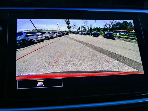 Used 2022 Chevrolet Bolt EUV LT w/ Comfort Package image 24