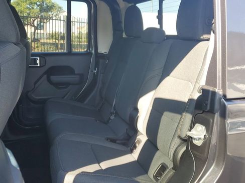 New 2026 Jeep Gladiator Sport image 13