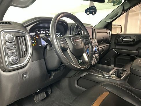 Certified 2021 GMC Sierra 1500 AT4 w/ AT4 Preferred Package image 10