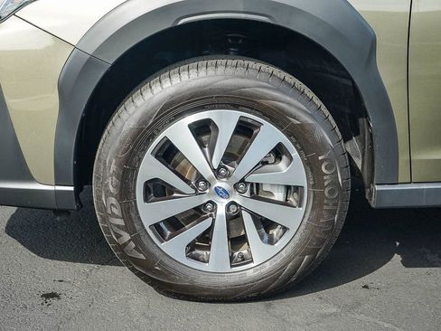 Certified 2025 Subaru Outback Premium image 11