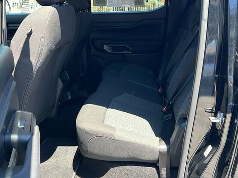 Used 2025 Ford Ranger XLT w/ Equipment Group 301A High AWD/4WD image 10