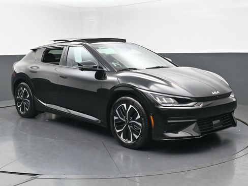 Used 2024 Kia EV6 GT-Line image 3