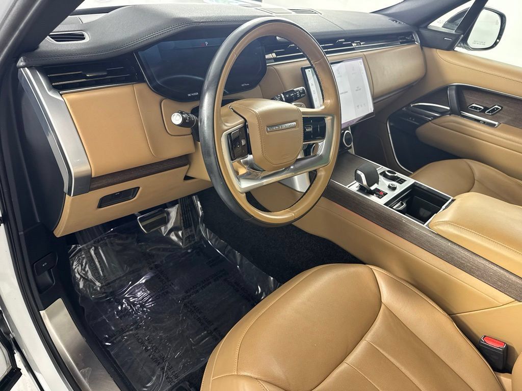 Used 2023 Land Rover Range Rover SE AWD/4WD image 12