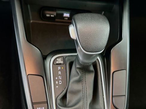 Used 2025 Kia Soul LX w/ LX Technology Package image 24