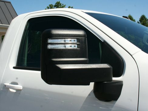 Used 2024 Chevrolet Silverado 2500 LT w/ Convenience Package AWD/4WD image 31