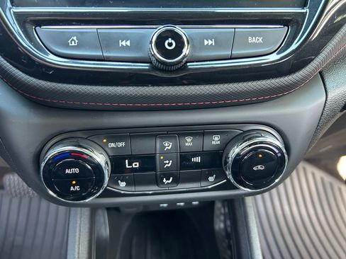 Used 2021 Chevrolet TrailBlazer RS w/ Sun and Liftgate Package FWD image 30