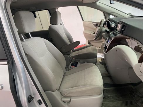 Used 2015 Nissan Quest SV FWD image 9