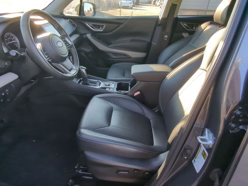 Used 2024 Subaru Forester Limited image 15