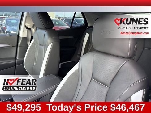 New 2026 Buick Envision Sport Touring image 21
