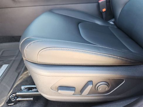 New 2026 Kia Sportage EX w/ EX Panorama Roof Package image 17