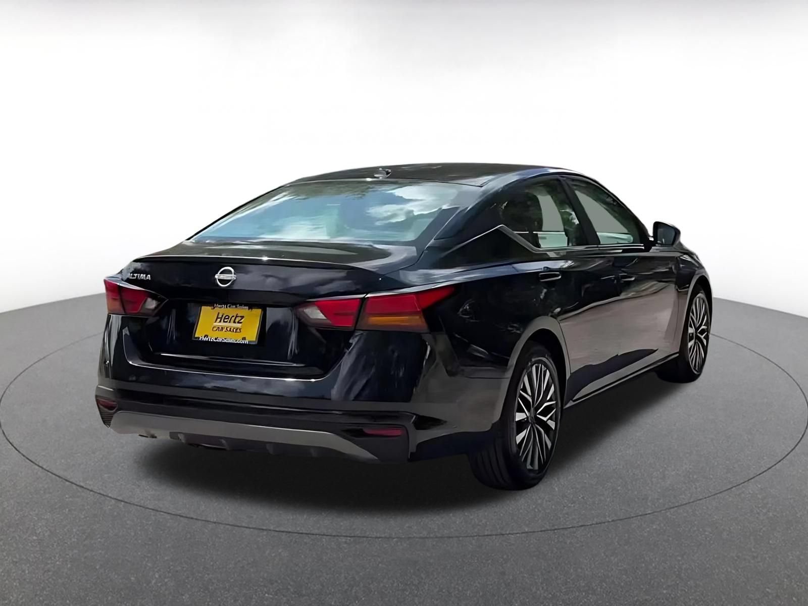 Used 2026 Nissan Altima 2.5 SV FWD image 13