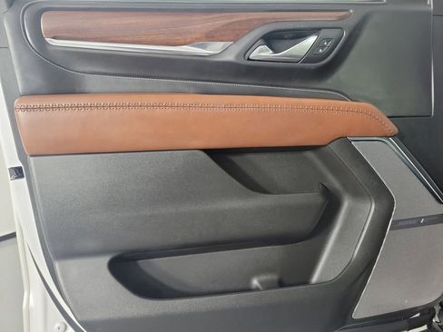 Used 2024 GMC Yukon XL Denali Ultimate image 20