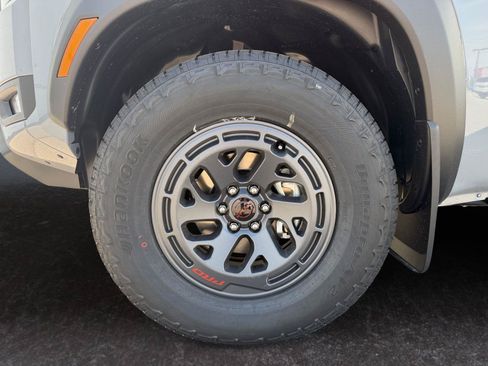New 2026 Nissan Frontier PRO-4X w/ Tow Package AWD/4WD image 25