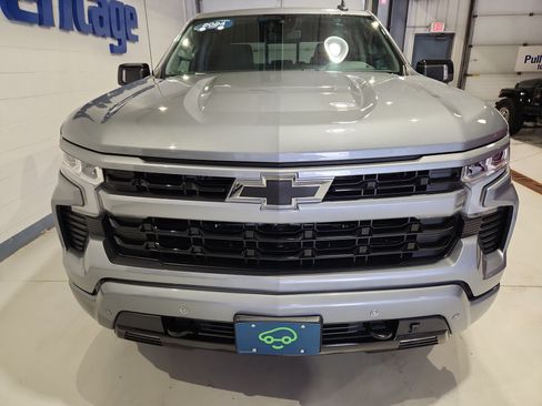 Certified 2024 Chevrolet Silverado 1500 RST w/ Convenience Package II AWD/4WD image 3