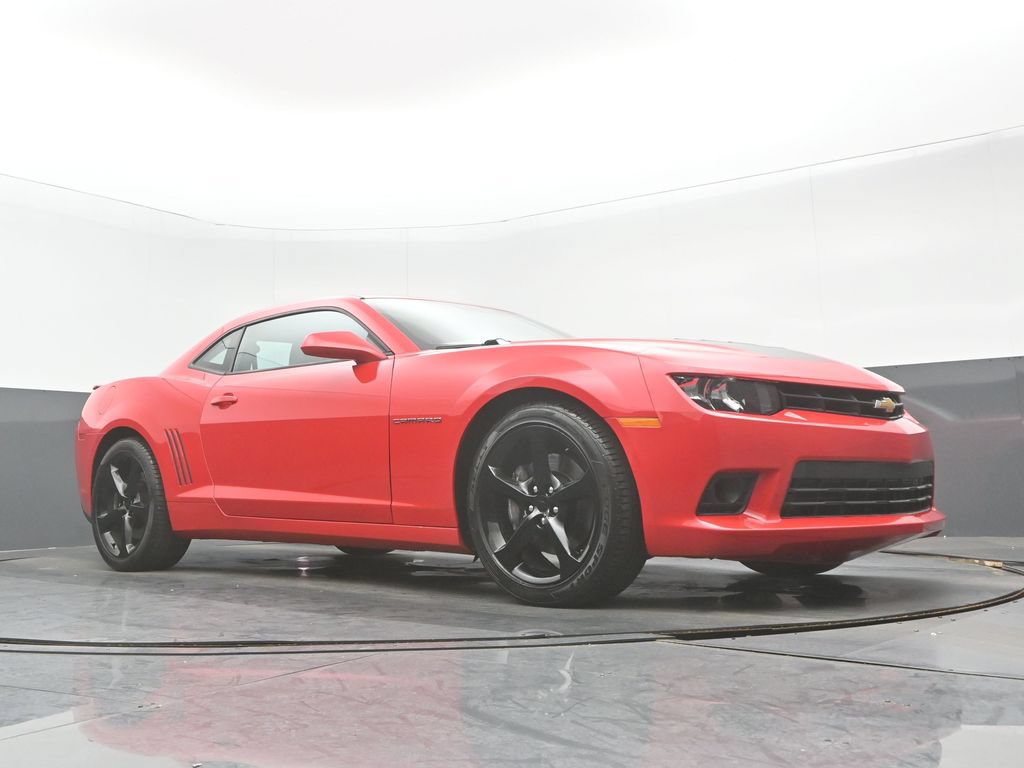 Used 2015 Chevrolet Camaro SS w/ Black Rally Stripe Package RWD image 9