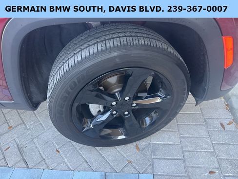 Used 2023 Jeep Grand Cherokee Altitude image 47