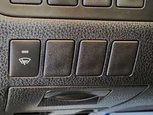Used 2019 Toyota Highlander SE AWD/4WD image 41