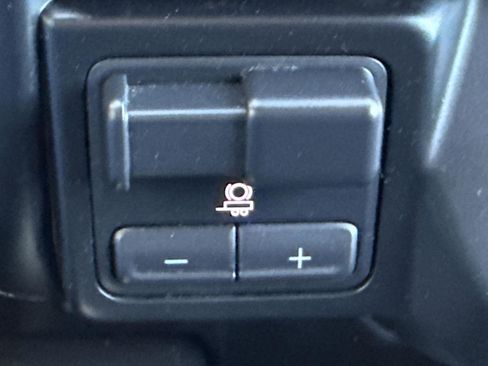 Used 2021 GMC Sierra 1500 AT4 w/ AT4 Value Package image 26