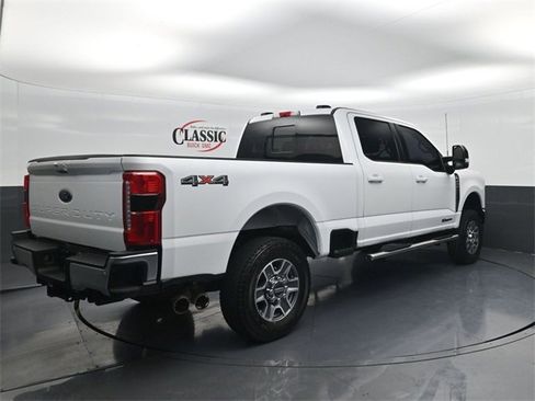 Used 2024 Ford F250 Lariat image 7