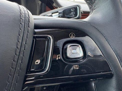Used 2022 Lincoln Aviator Reserve w/ Equipment Group 201A AWD/4WD image 19