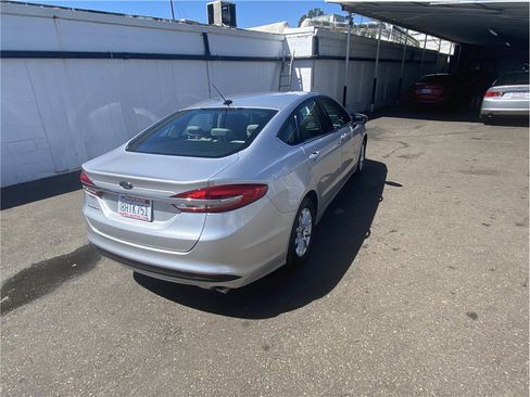 Used 2018 Ford Fusion S image 7