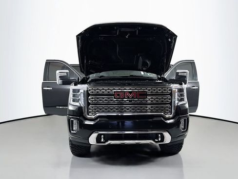 Used 2022 GMC Sierra 3500 Denali w/ Denali Black Diamond Edition AWD/4WD image 22