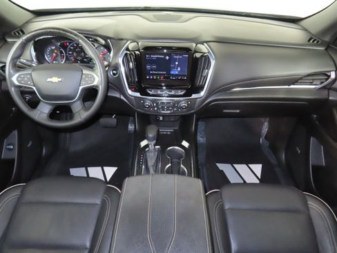 Used 2023 Chevrolet Traverse Premier AWD/4WD image 42