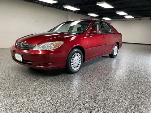 Used 2004 Toyota Camry LE image 8