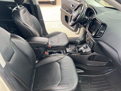 Used 2021 Jeep Compass Limited image 17