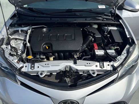 Used 2017 Toyota Corolla SE FWD image 19