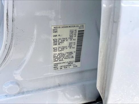 Used 2023 Nissan Titan SV AWD/4WD image 33