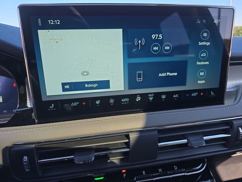 New 2026 Lincoln Corsair Premiere image 19