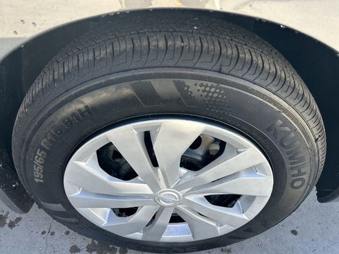 New 2025 Nissan Versa S w/ Trunk Package image 9