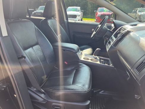 Used 2010 Ford Edge SEL FWD image 11