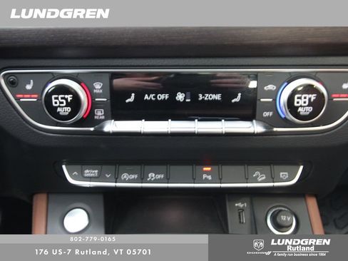 Used 2022 Audi Q5 2.0T Premium Plus image 22