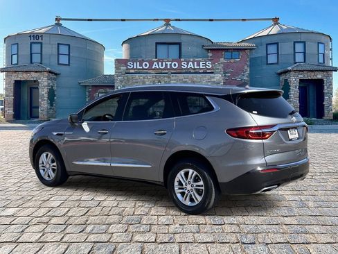 Used 2021 Buick Enclave Essence w/ Sound and Sites Package AWD/4WD image 3