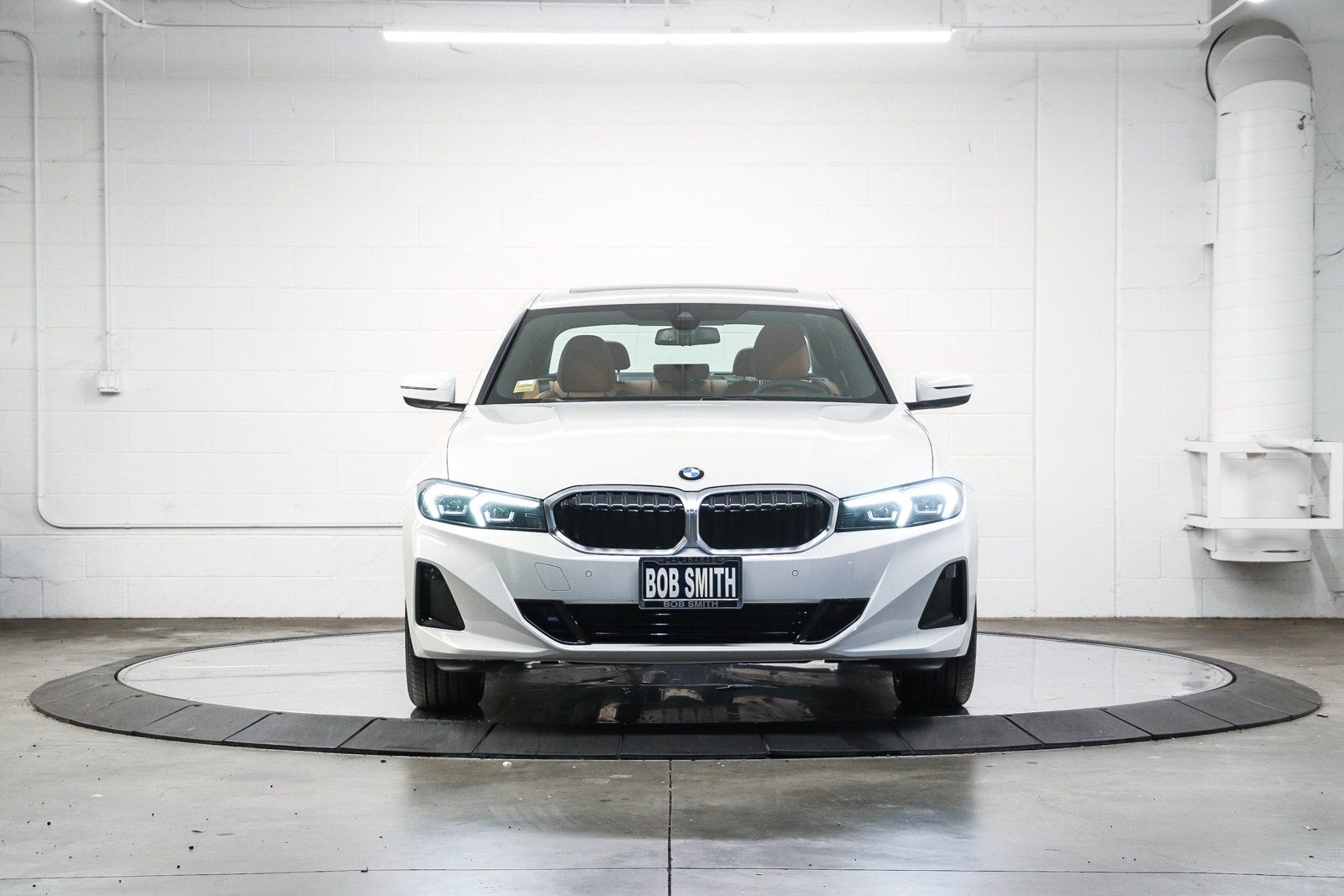 Used 2026 BMW 330i Sedan w/ Premium Package RWD image 2