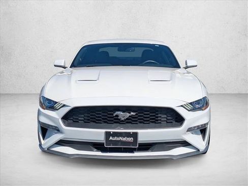 Used 2020 Ford Mustang Coupe RWD image 2