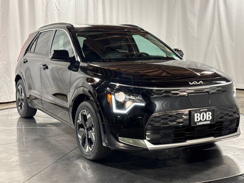 New 2026 Kia Niro Wind w/ Wind Preserve Package FWD image 10
