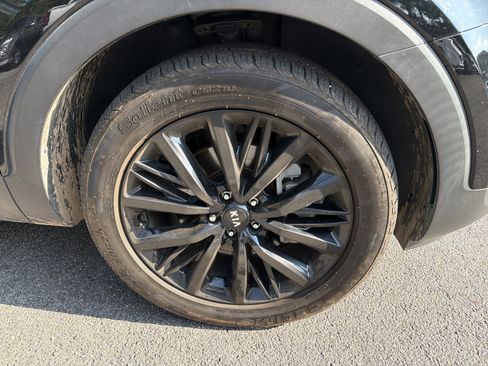 Used 2020 Kia Telluride SX FWD image 9
